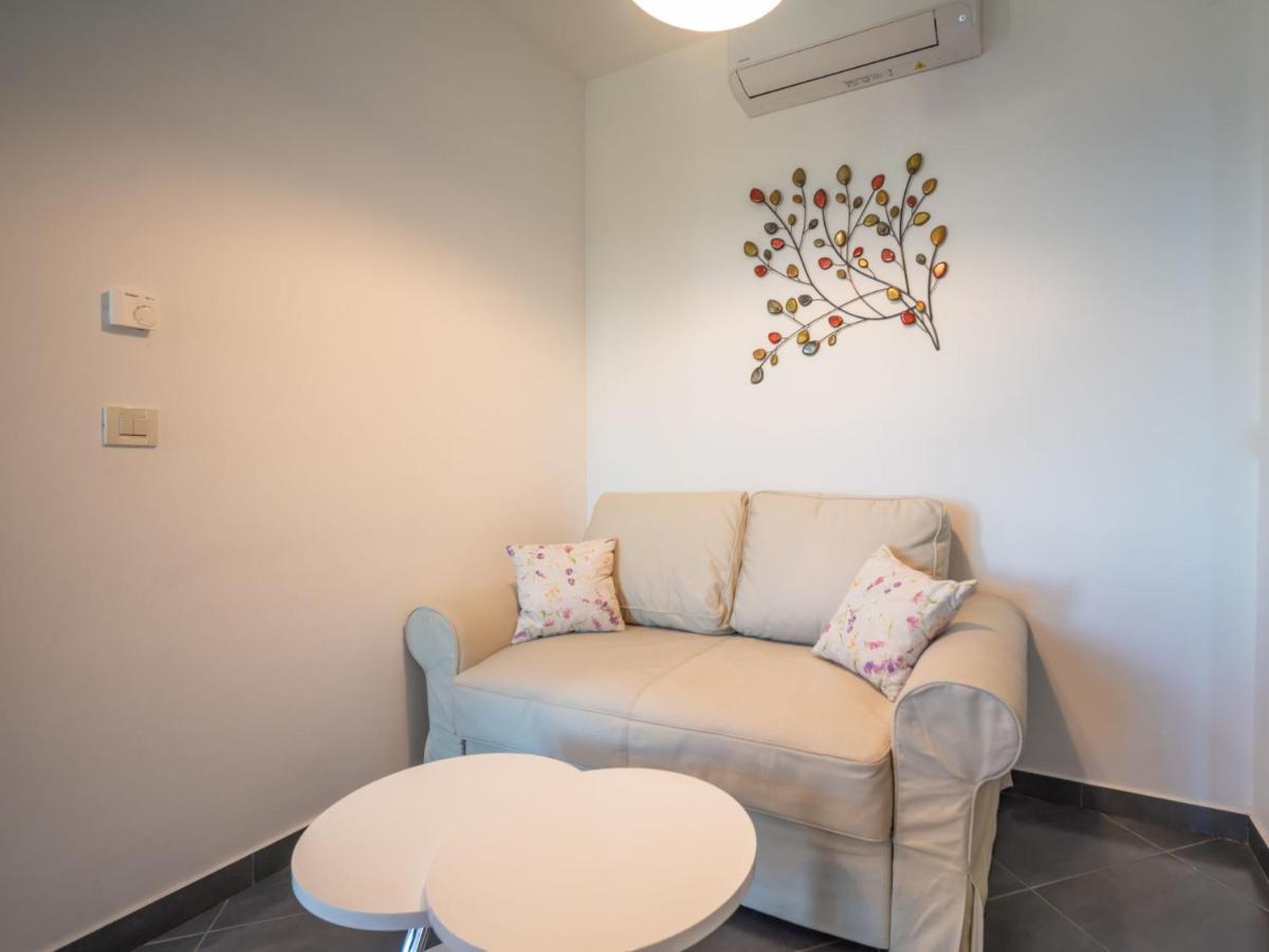 Apartment Damir By Interhome Lovran Exterior foto